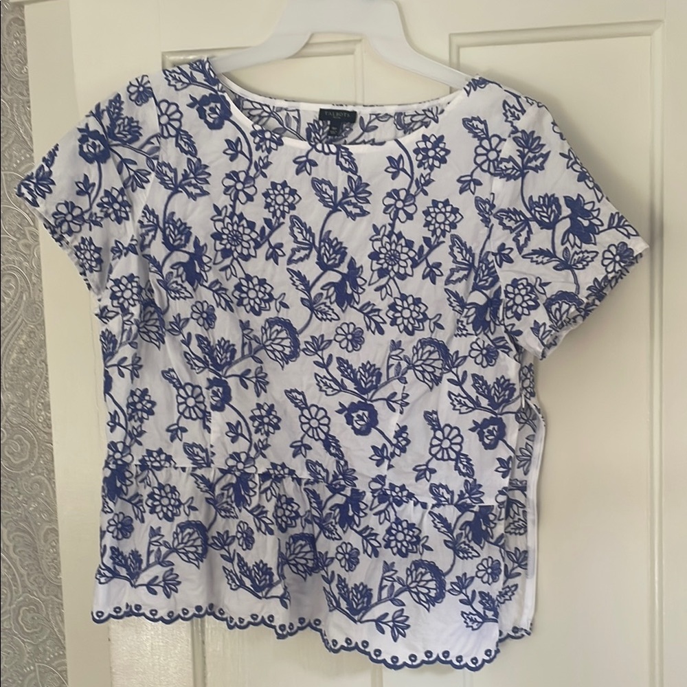 Talbots Cream Boxy Short Sleeve Blouse